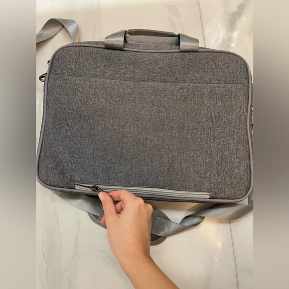 Laptop bag - Picture 4 of 12